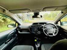 https://riyasewana.com/uploads/toyota-aqua-1910241422163.jpg