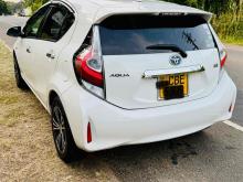 https://riyasewana.com/uploads/toyota-aqua-1910252524921.jpg
