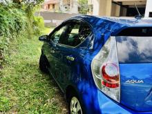 https://riyasewana.com/uploads/toyota-aqua-1910404224332.jpg