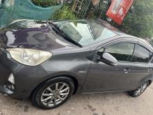 https://riyasewana.com/uploads/toyota-aqua-1911255217545.jpg