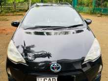 Toyota Aqua 2014 Car