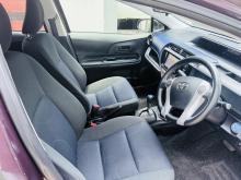https://riyasewana.com/uploads/toyota-aqua-197294417615.jpg