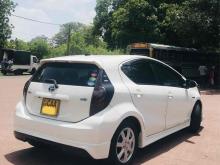 https://riyasewana.com/uploads/toyota-aqua-197361224682.jpg