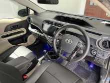 https://riyasewana.com/uploads/toyota-aqua-198391722632.jpg