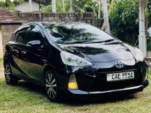 Toyota Aqua S Grade 2015 Car