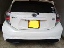 https://riyasewana.com/uploads/toyota-aqua-2012-1016464312904.jpg