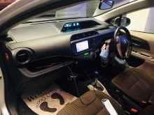 https://riyasewana.com/uploads/toyota-aqua-2012-1210082412274.jpg