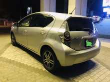 https://riyasewana.com/uploads/toyota-aqua-2012-1210082412562.jpg