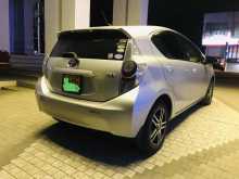 https://riyasewana.com/uploads/toyota-aqua-2012-1210082412873.jpg