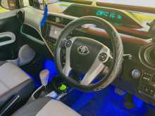 https://riyasewana.com/uploads/toyota-aqua-2012-128484712963.jpg