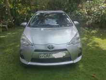 https://riyasewana.com/uploads/toyota-aqua-2012-1410131312612.jpg