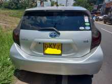 https://riyasewana.com/uploads/toyota-aqua-2012-177362612183.jpg