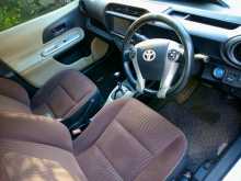 https://riyasewana.com/uploads/toyota-aqua-2012-1910294812434.jpg