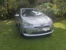 https://riyasewana.com/uploads/toyota-aqua-2012-1916270612472.jpg