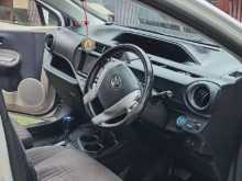 https://riyasewana.com/uploads/toyota-aqua-2012-20931244883.jpg