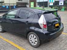 https://riyasewana.com/uploads/toyota-aqua-2012-210262712152.jpg