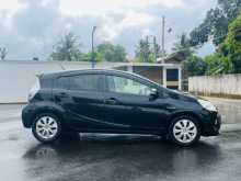 https://riyasewana.com/uploads/toyota-aqua-2012-2118225812204.jpg
