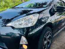 https://riyasewana.com/uploads/toyota-aqua-2012-2223495812093.jpg