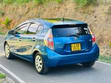 https://riyasewana.com/uploads/toyota-aqua-2012-247345112872.jpg