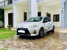https://riyasewana.com/uploads/toyota-aqua-2012-2612301412482.jpg