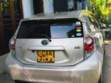 https://riyasewana.com/uploads/toyota-aqua-2012-27043112694.jpg