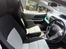 https://riyasewana.com/uploads/toyota-aqua-2012-297550912504.jpg