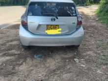 https://riyasewana.com/uploads/toyota-aqua-2012-3010370512264.jpg