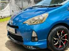 https://riyasewana.com/uploads/toyota-aqua-2012-315500712824.jpg