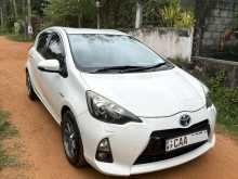 https://riyasewana.com/uploads/toyota-aqua-2012-316032512523.jpg