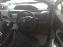 https://riyasewana.com/uploads/toyota-aqua-2012-319425912844.jpg