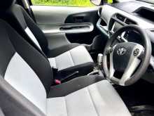 https://riyasewana.com/uploads/toyota-aqua-2012-416594312703.jpg