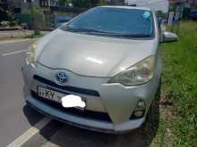 https://riyasewana.com/uploads/toyota-aqua-2012-417363712062.jpg