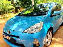 https://riyasewana.com/uploads/toyota-aqua-2012-511271912092.jpg