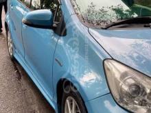 https://riyasewana.com/uploads/toyota-aqua-2012-51353031290337.jpg
