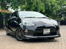 Toyota Aqua G Grade 2012 Car
