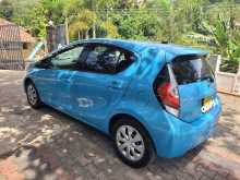 https://riyasewana.com/uploads/toyota-aqua-2012-922461312013.jpg