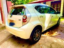 https://riyasewana.com/uploads/toyota-aqua-2013-1012390924852.jpg