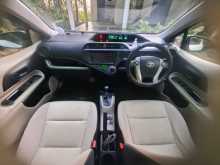 https://riyasewana.com/uploads/toyota-aqua-2013-1121492112944.jpg