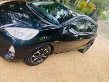https://riyasewana.com/uploads/toyota-aqua-2013-113075312402.jpg