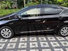https://riyasewana.com/uploads/toyota-aqua-2013-127501212473.jpg