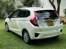 https://riyasewana.com/uploads/toyota-aqua-2013-1417363012643.jpg