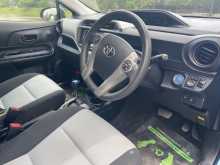 https://riyasewana.com/uploads/toyota-aqua-2013-1512023812054.jpg