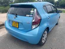 https://riyasewana.com/uploads/toyota-aqua-2013-1512023812572.jpg