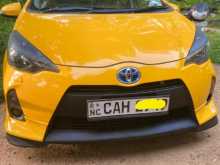 https://riyasewana.com/uploads/toyota-aqua-2013-1612240012892.jpg