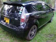 https://riyasewana.com/uploads/toyota-aqua-2013-17365012012.jpg