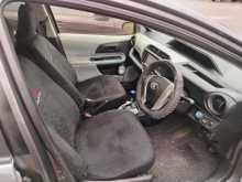 https://riyasewana.com/uploads/toyota-aqua-2013-1817152512943.jpg