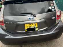 https://riyasewana.com/uploads/toyota-aqua-2013-199493112092.jpg