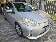 Toyota Aqua S Limited 2013 Car