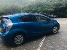 https://riyasewana.com/uploads/toyota-aqua-2013-2019330112302.jpg