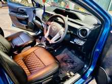 https://riyasewana.com/uploads/toyota-aqua-2013-2110123012772.jpg